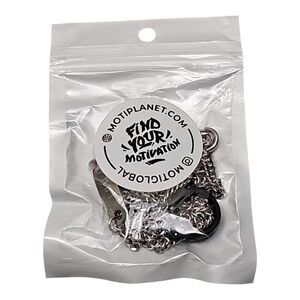 MotiPlanet MotiGlobal Vape Chain Wallet Silver Tone Vape Ring